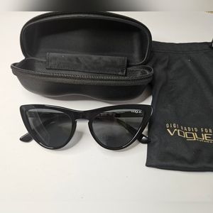 COPY - Gigi Hadid for Vogue Eyewear